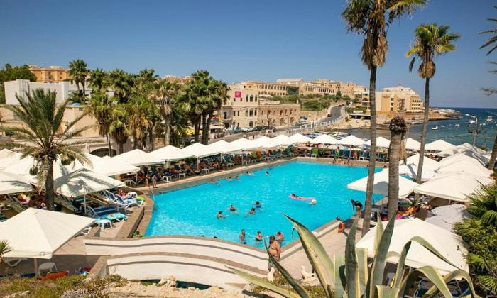 Hotel Beach Garden 