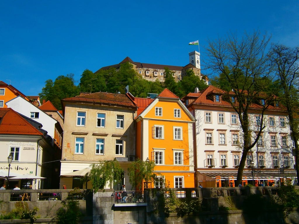 Slovenija - Skijanje i sankanje