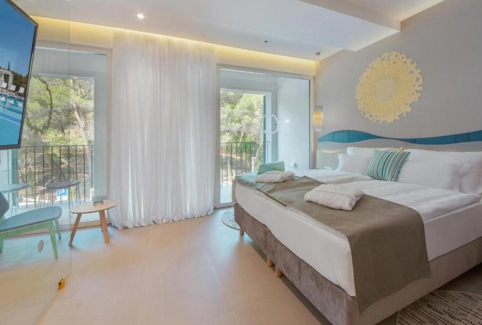 Hotel Bluesun Jadran