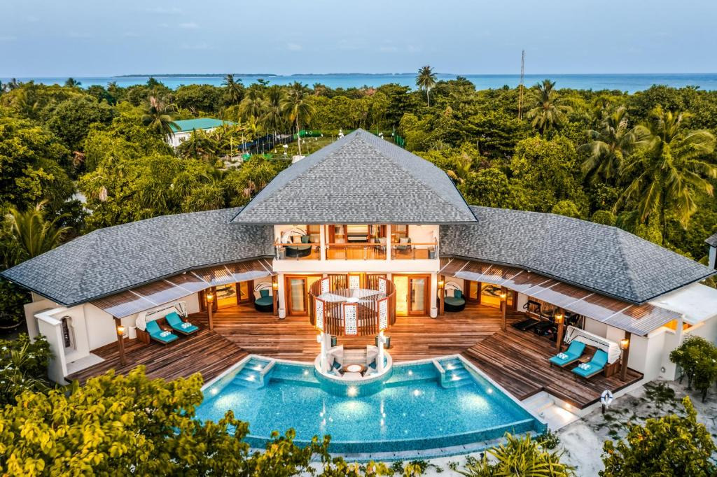 Hideaway Beach Resort