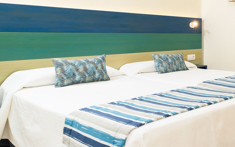 HOVIMA La Pinta Beachfront Family Hotel