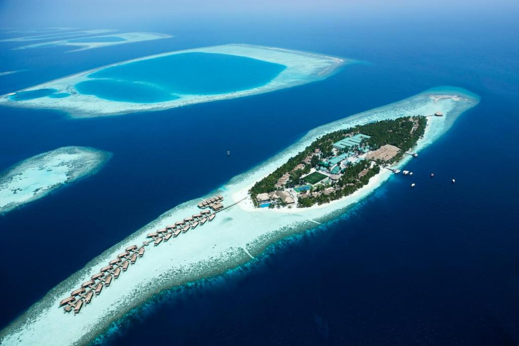Vilamendhoo Island Resort and Spa