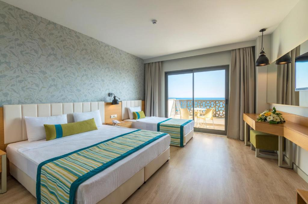 Hotel Calido Maris