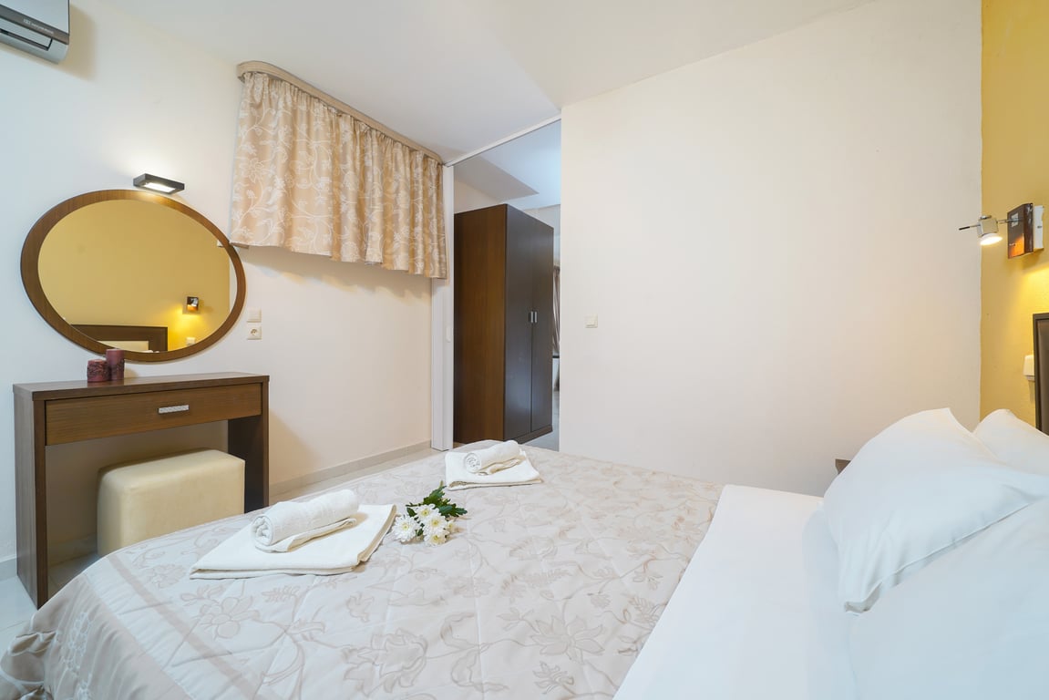 Ilias Apartments