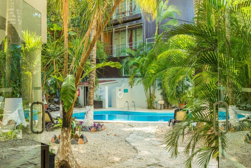 Hacienda Paradise